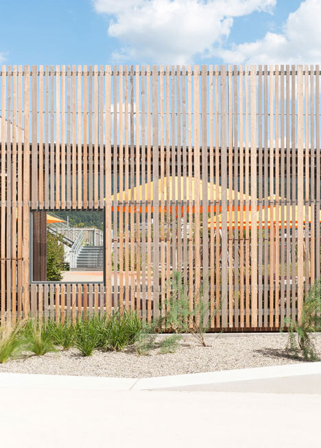 Behnisch Architektens kindergarten nestles in new Heidelberg plaza