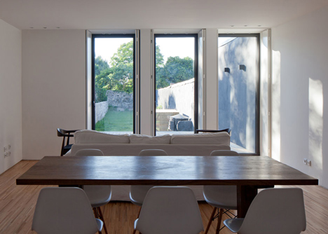 Casa da Maternidade by Pablo Pita Architects is a renovated Porto townhouse