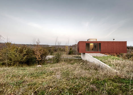 Frogs Hollow by Williamson Chong Architects