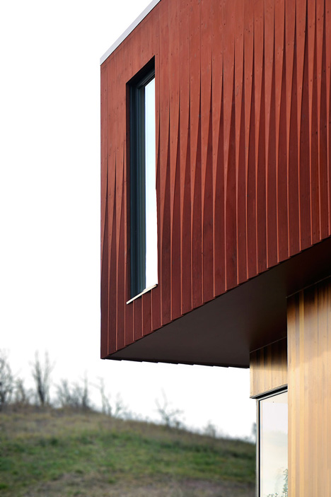 Frogs Hollow by Williamson Chong Architects