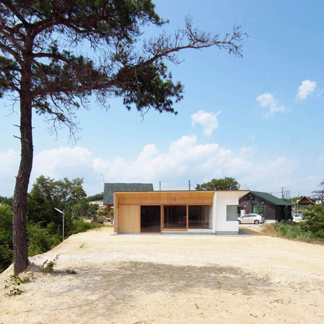 Hinanai Village House by Koura Architects
