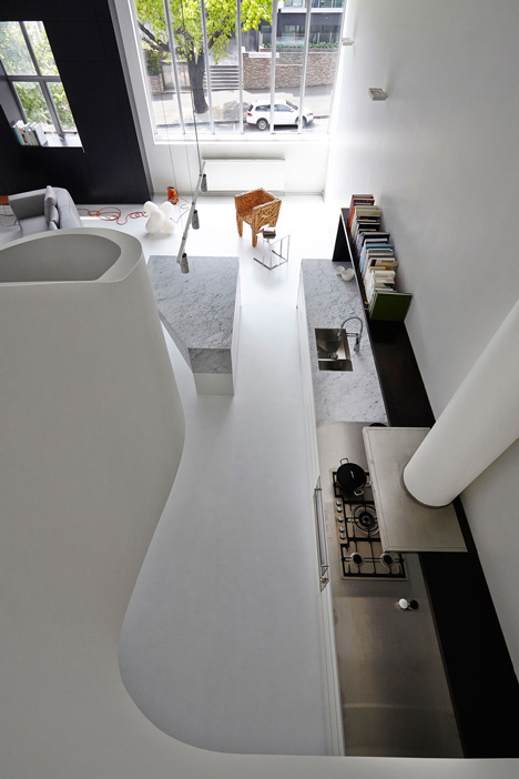 Loft apartment in Melbourne by Adrian Amore