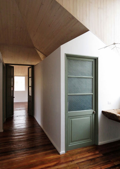 MAPA architects create sheds within sheds for Chilean mountain hideaway