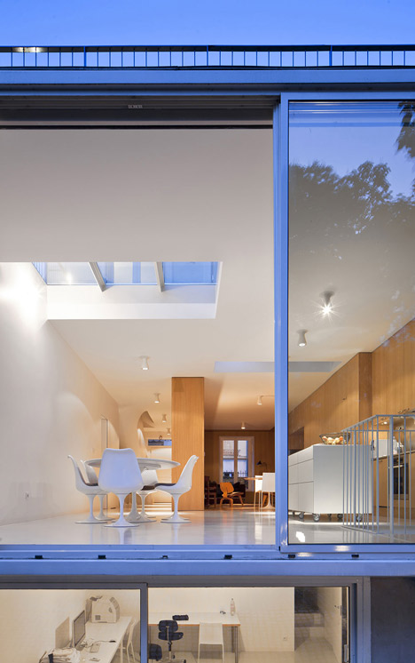 Maison a Vincennes by Atelier Zundel Cristea features glass-walled extension