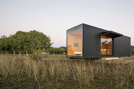 Minimod modular mobile home by MAPA Architects