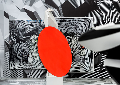 Monochrome graphics create optical illusions at Tobias Rehberger's solo exhibition