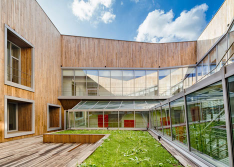 Music conservatory in Paris with cantilevered studios by Basalt Architecture