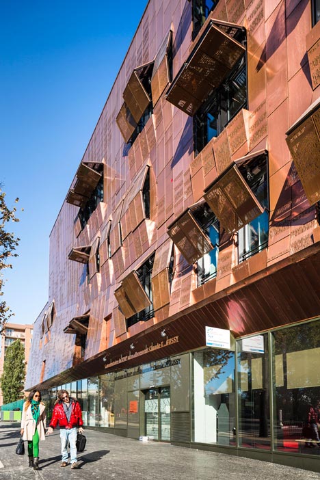 Music conservatory in Paris with cantilevered studios by Basalt Architecture