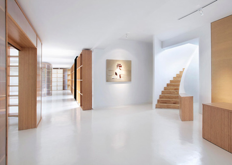 Office renovation by Daipu Architects