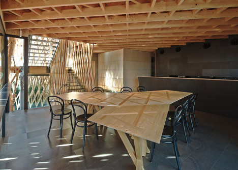 SunnyHills cake shop by Kengo Kuma encased within intricate timber lattice