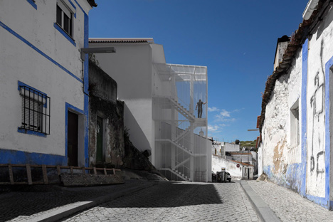 Tapestry Museum in Arraiolos by CVDB Arquitectos
