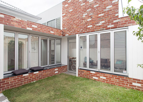 Turnaround House by Architecture Architecture opens onto a courtyard