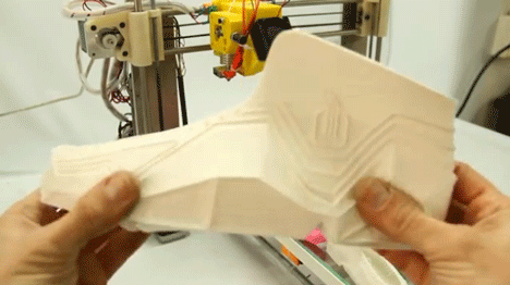 3D-printed shoes by Recreus scrunch up to fit into pockets