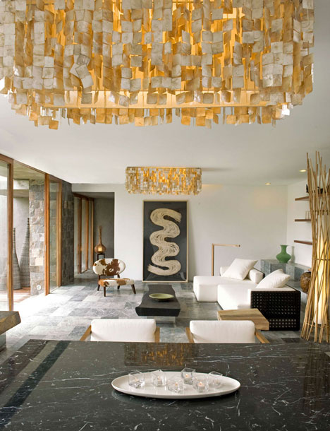 Bamboo clad house in the Philippines by Atelier Sacha Cotture