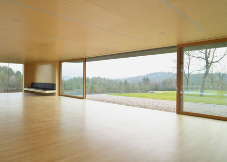 Black Barn by Arhitektura d.o.o. provides panoramic views of the Slovenian countryside