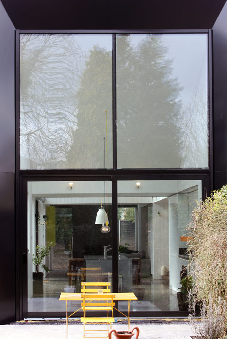 Blee Halligan's Triptych house extension catches sunlight from three directions