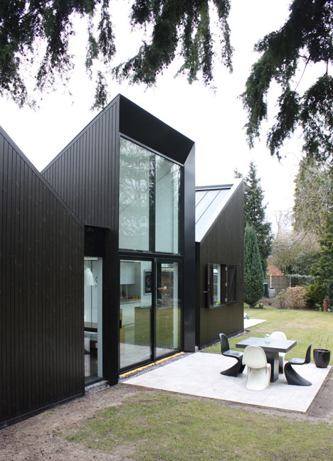 Blee Halligan's Triptych house extension catches sunlight from three directions