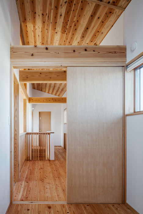 Cocoon House by Studio Aula