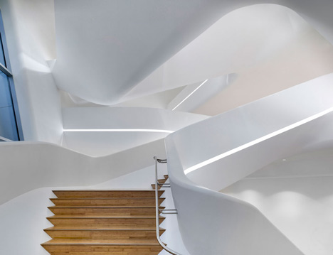 Dongdaemun Design Park and Plaza by Zaha Hadid