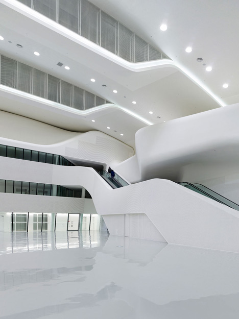 Dongdaemun Design Park and Plaza by Zaha Hadid