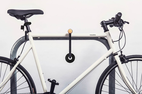 Double O bicycle lights by Paul Cocksedge