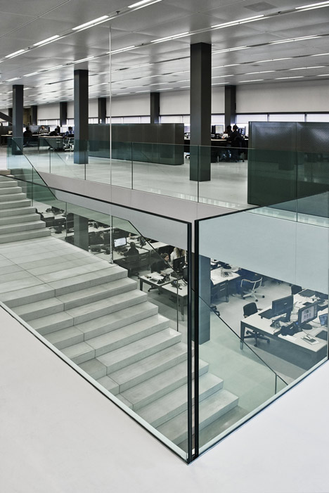 G-Star RAW Amsterdam Headquarters by OMA