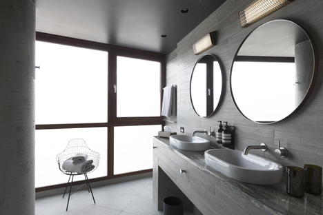 Hotel Hotel Canberra by Fendler Katsalidis Architects and Suppose Design Office