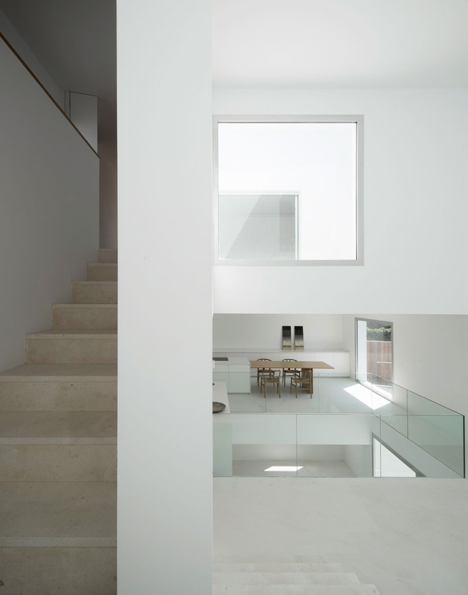 Casa H by Bojaus Arquitectura features a facade covered in holes
