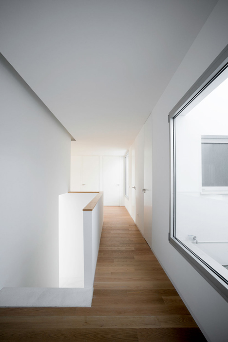 Casa H by Bojaus Arquitectura features a facade covered in holes