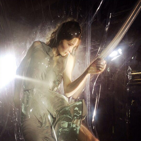 Iris van Herpen AW14 images_dezeen_3