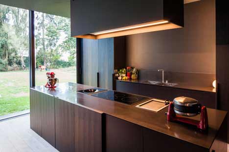 La-Branche-by-DMOA-Architecten-dezeen_18