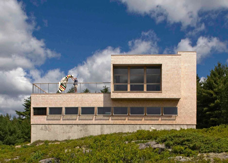 Maine residence by Bruce Norelius Studio reveals ageing with a fading cedar facade