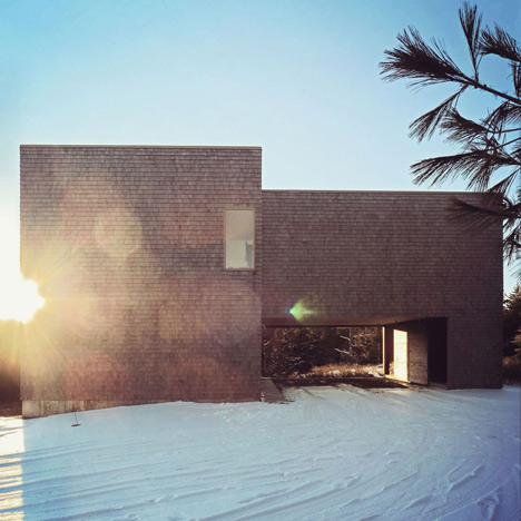 Maine residence by Bruce Norelius Studio reveals ageing with a fading cedar facade
