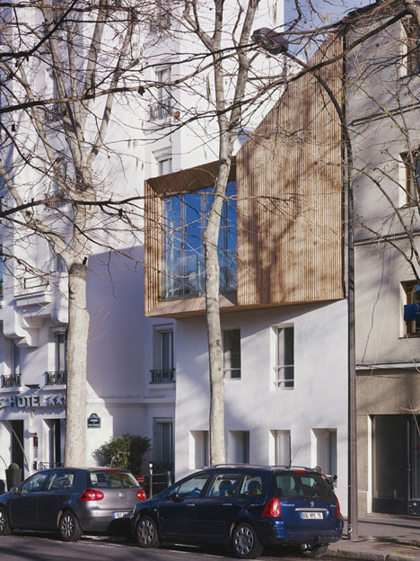 One-storey addition to house in Paris by BANG Architectes
