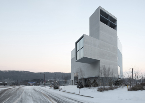 Nameless Architecture adds concrete church to growing Korean town