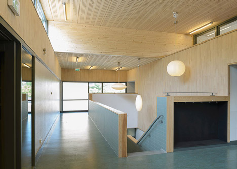 School in Rotterdam decorated with tiles based on traditional Dutch patterns