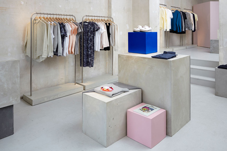 Seek No Further for Fruit of the Loom by Universal Design Studio