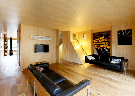 Woodblock House by dRMM