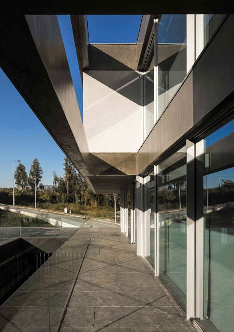 07CBE house by Spaceworkers