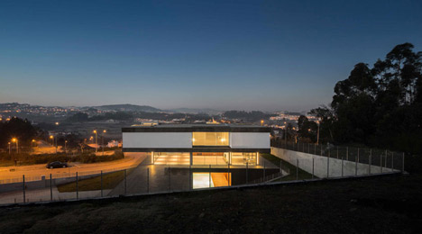 07CBE house by Spaceworkers