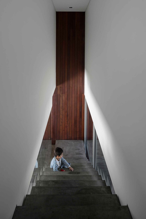 07CBE house by Spaceworkers