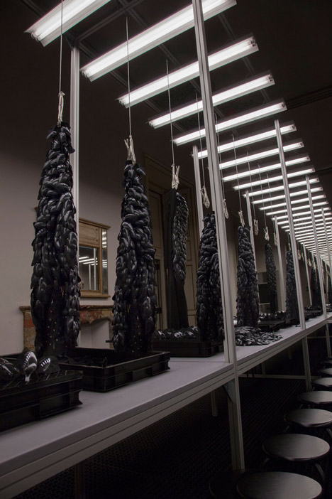 Bart Hess recruits public to create bespoke textile production line in Milan installation