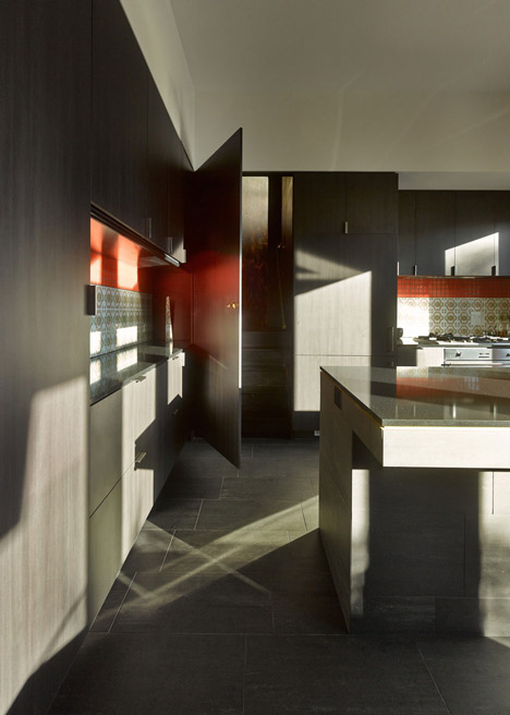Casa 31 by Iredale Pedersen Hook and Caroline Di Costa
