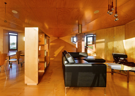 Casa 31 by Iredale Pedersen Hook and Caroline Di Costa