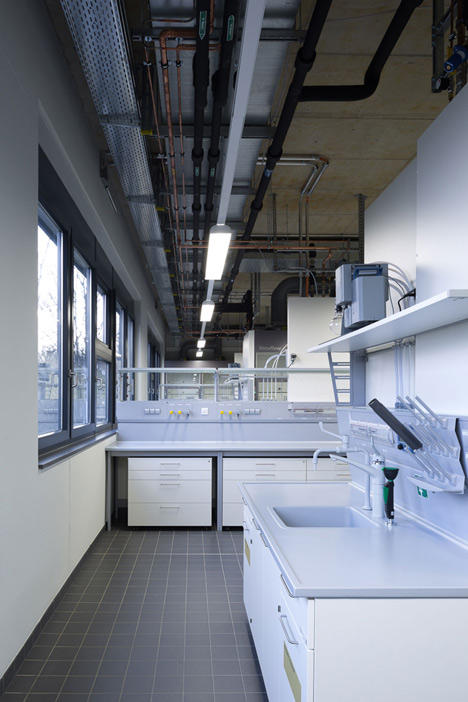 Chemistry laboratory in Aachen by KSG
