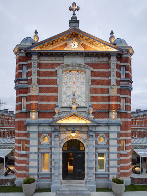 Church renovated into a restaurant in Antwerp by Piet Boon