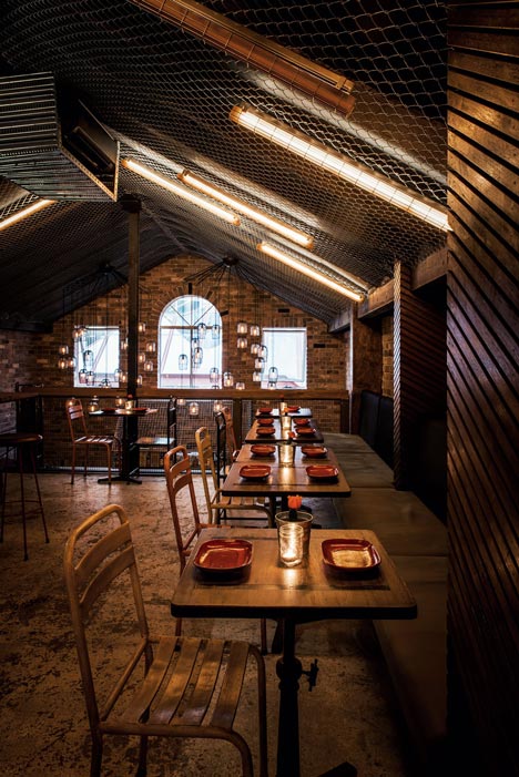 Donnys Bar in Manly by Luchetti Krelle
