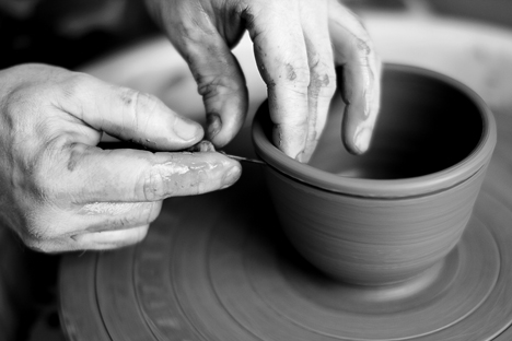 Luca Nichetto and Lera Moiseeva's ceramic tableware to launch at Spazio Rossana Orlandi