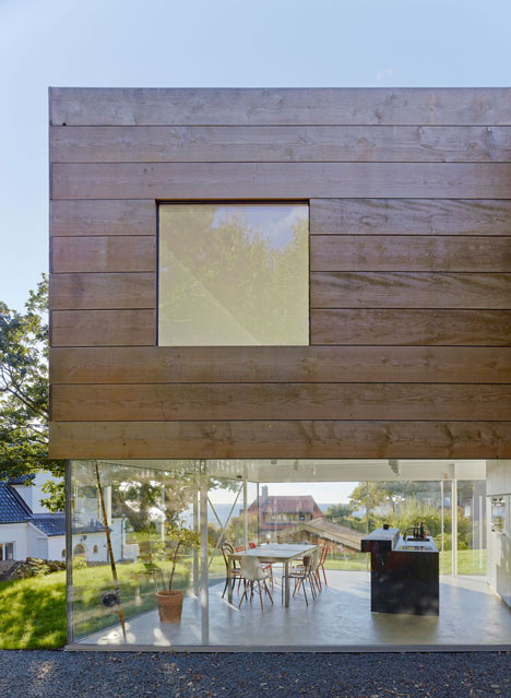 Elding Oscarson completes Swedish seaside house in Molle