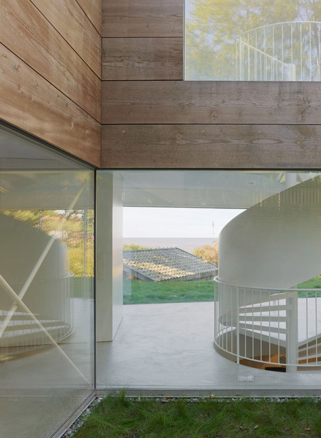 Elding Oscarson completes Swedish seaside house in Molle